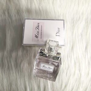 MMH women floral perfume bottle